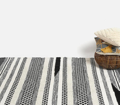 Woven & Tufted Monochrome Textured Rug