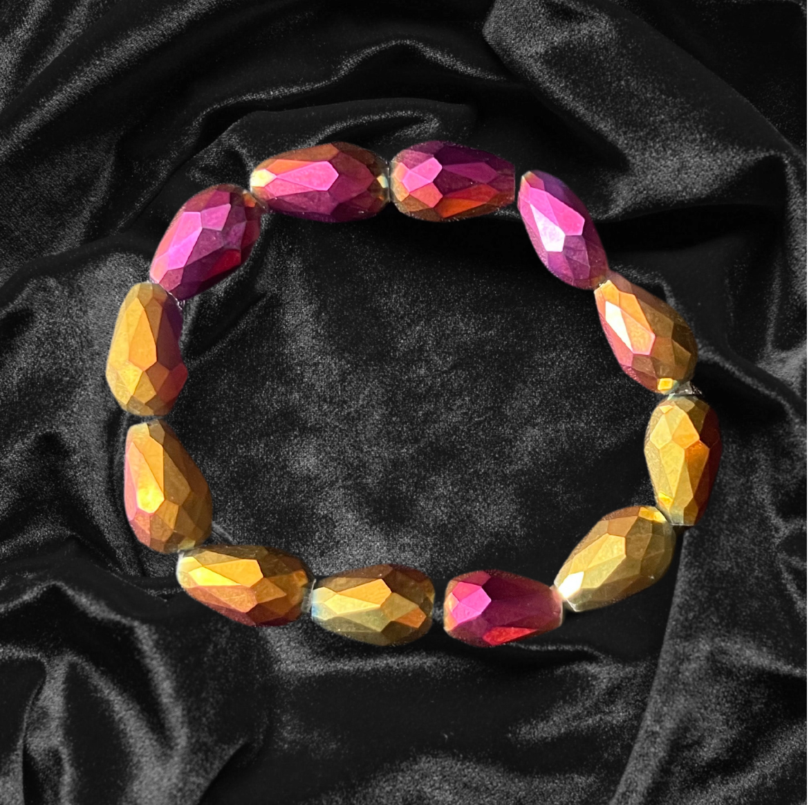 Treasured Trinket Teardrop Fuchsia & Yellow Bracelet